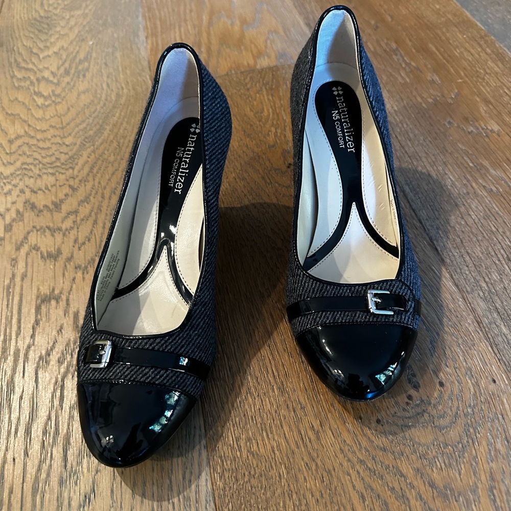 Naturalizer Heels size 8.5